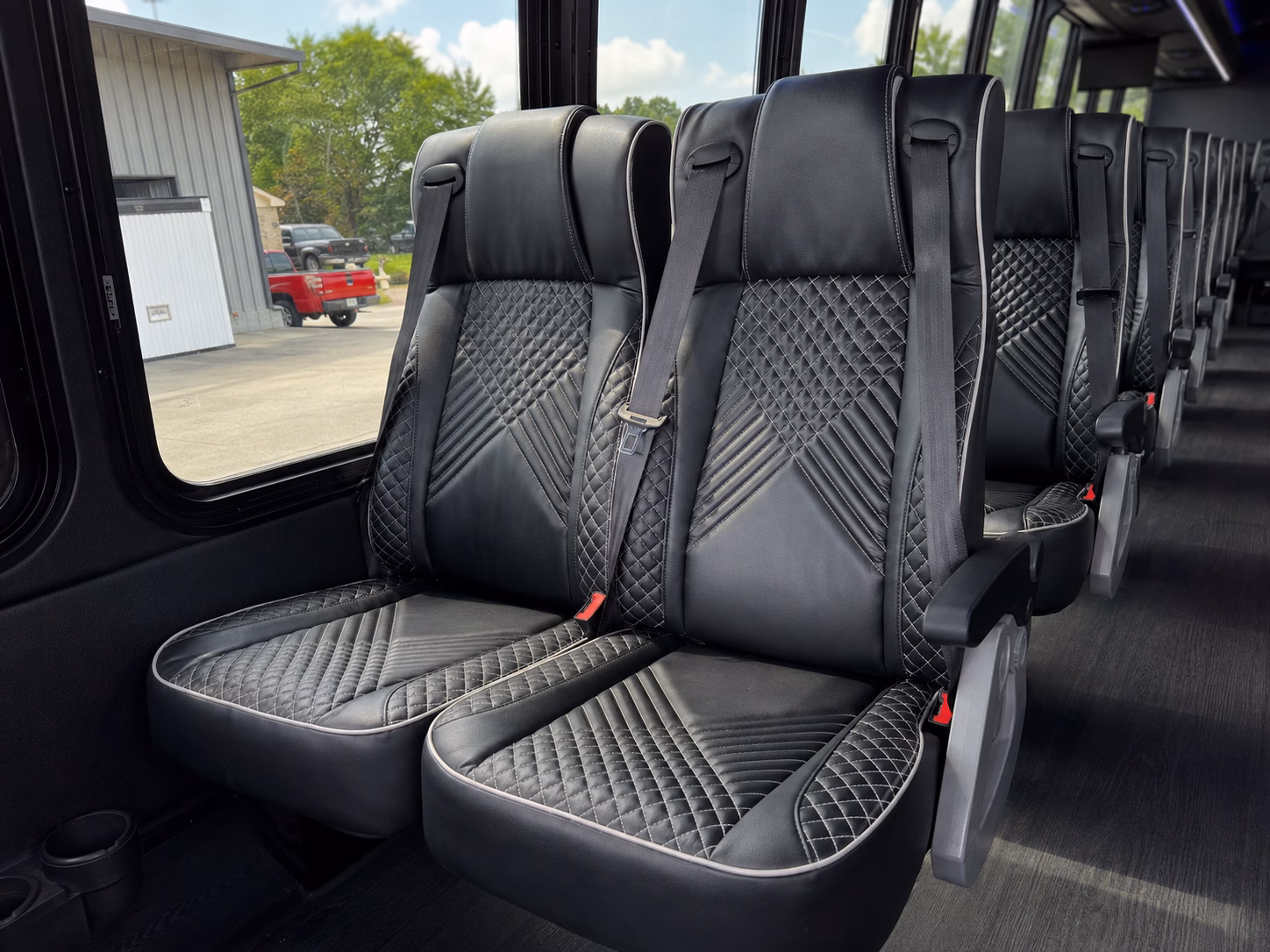 verde valley wine country day trip buses from peoria